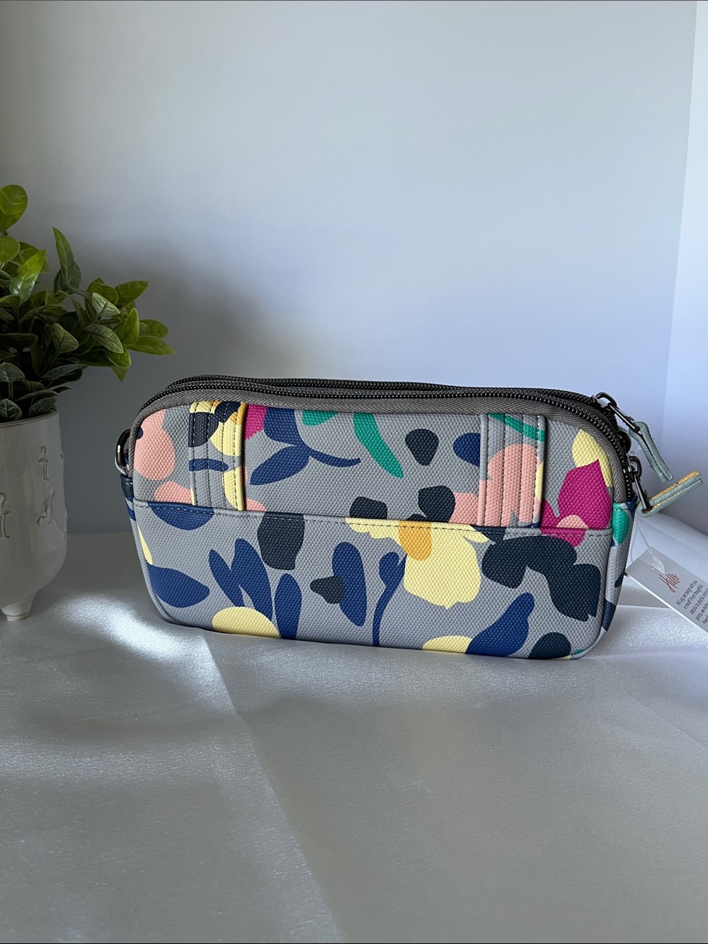 LUG - Coupe XL Matte Luxe VL Convertible Crossbody Bag in Wildflower Multi - Picture 2 of 13